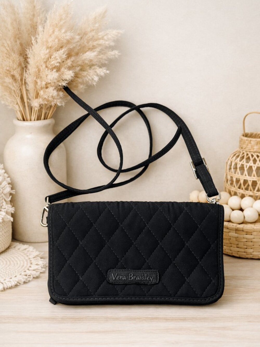 Vera Bradley Black Quilted Crossbody Bag Wallet Adjustable Lightweight Travel